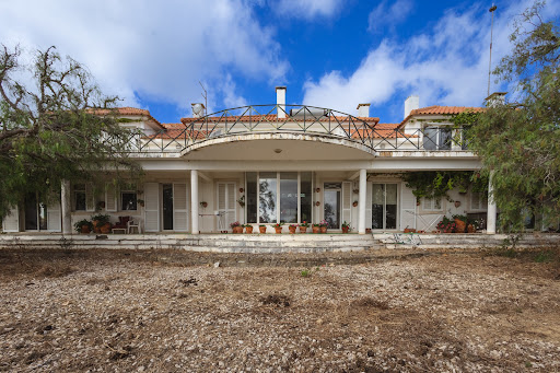 Farmhouse 2