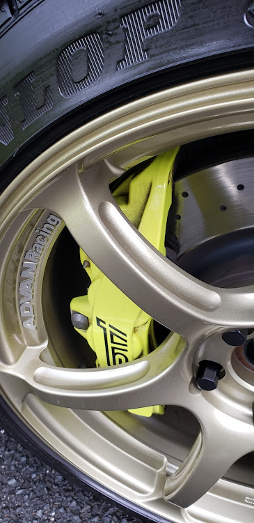 WRX STIのVAB・ホイール変わりました・ADVAN Racing・タイヤ・ホイール紹介・フォロワーさんありがとうございます！に関するカスタム事例の投稿画像5枚目