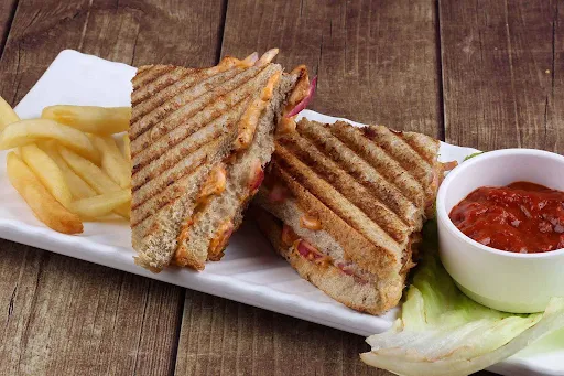 Paneer Tadka With Veg Grilled Sandwich And Mazza [150 Ml]