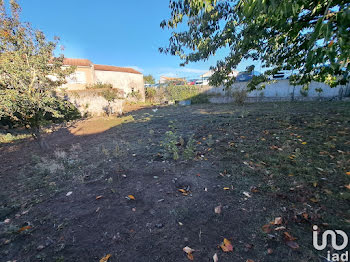 terrain à Le Poiré-sur-Vie (85)