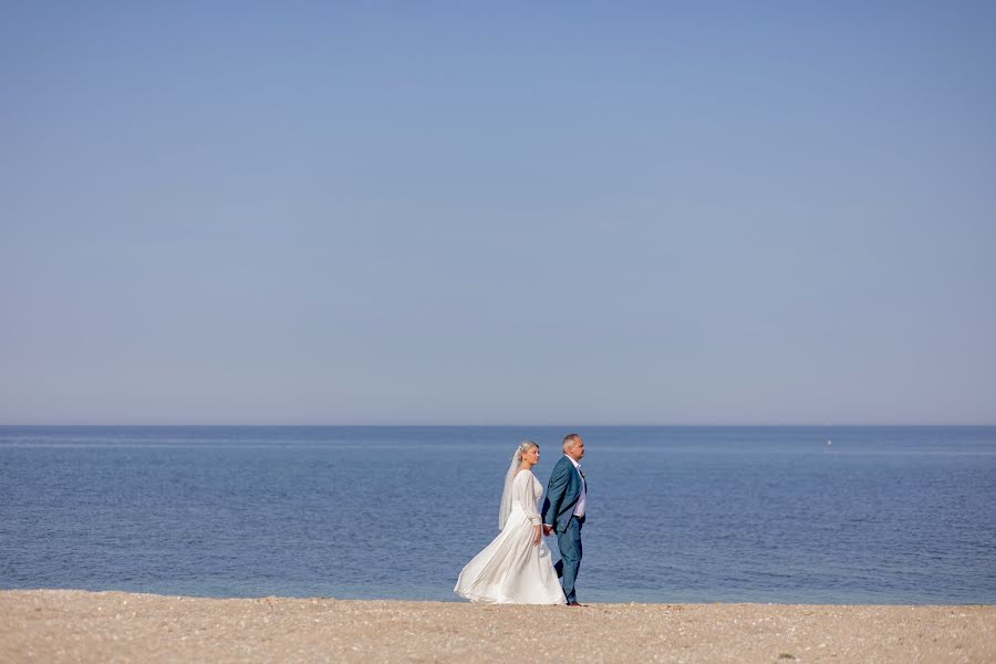 Fotógrafo de casamento Costin Tertess (costintertess). Foto de 2 de junho 2022