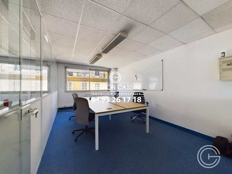 Location  locaux professionnels 5 pièces 145 m² à Nice (06000), 2 710 €