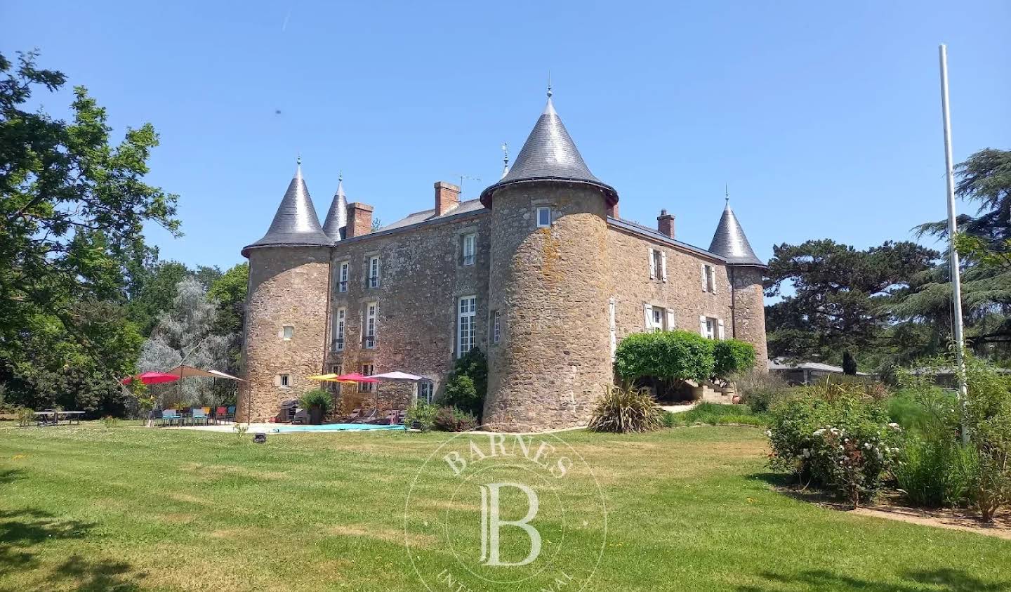 Castle Saint-Laurent-sur-Sèvre