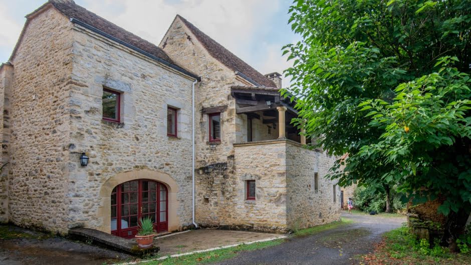 Vente maison 11 pièces 294 m² à Sarlat-la-caneda (24200), 345 000 €