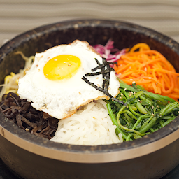 76.Hot Stone Pot Bibimbap with Bulgogi