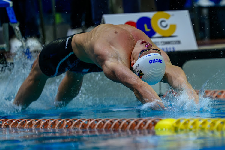 Pieter Coetzé dives off at the start of the men's 100m backstroke final at the national championships in Gqeberha on Thursday, which he won for his fourth crown of the gala so far.