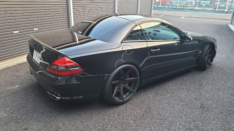 SLのAMG・SL65・ホイール交換・修理から退院。に関するカスタム事例の投稿画像2枚目