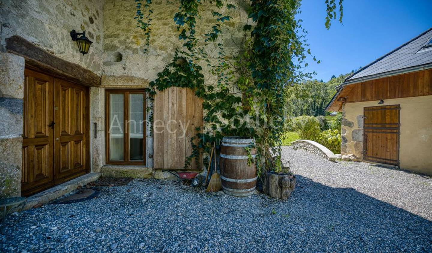 House with terrace Alby-sur-Chéran