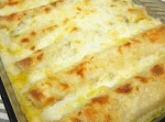 White chicken enchiladas was pinched from <a href="https://www.facebook.com/photo.php?fbid=483407058375232" target="_blank">www.facebook.com.</a>