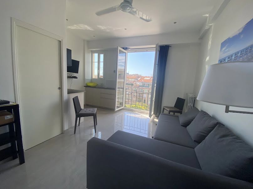 Location  appartement  21.38 m² à Nice (06000), 750 €