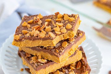 Easy No Bake Peanut Butter Bars