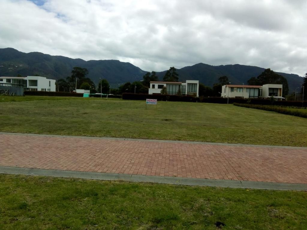 Lote En Venta - Hacienda San Simon  Pl. 1 Al  10, Bogota