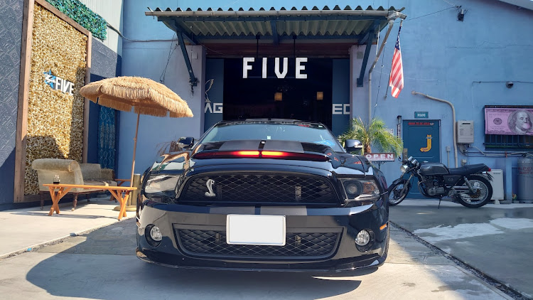 マスタング クーペのナイトライダー・快晴・ドライブ・不思議なカフェ・京都に関するカスタム事例の投稿画像5枚目