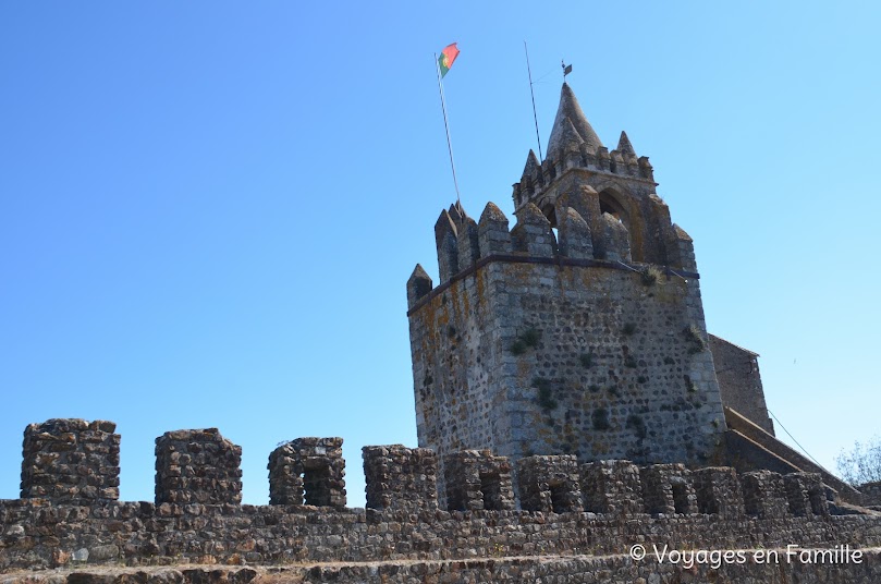 Montemor o Novo, torre da ma-hora