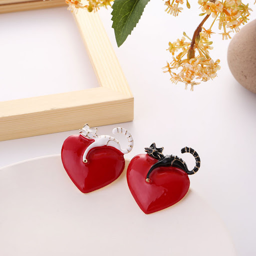 Title 4, Alloy Cartoon Animal Corsage, Personalized All-...