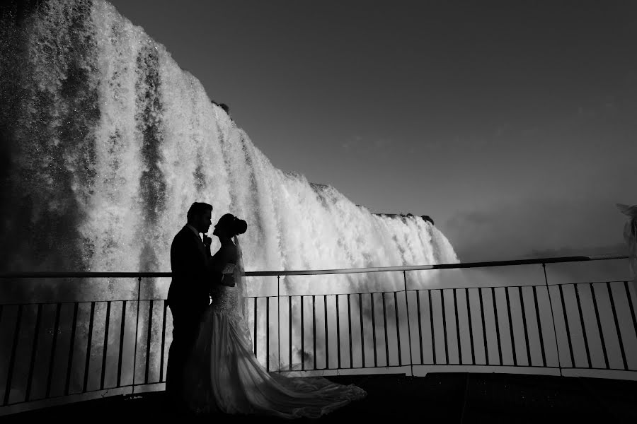 Fotografo di matrimoni Marcos Marcondes (marcondesfotogr). Foto del 1 luglio 2017