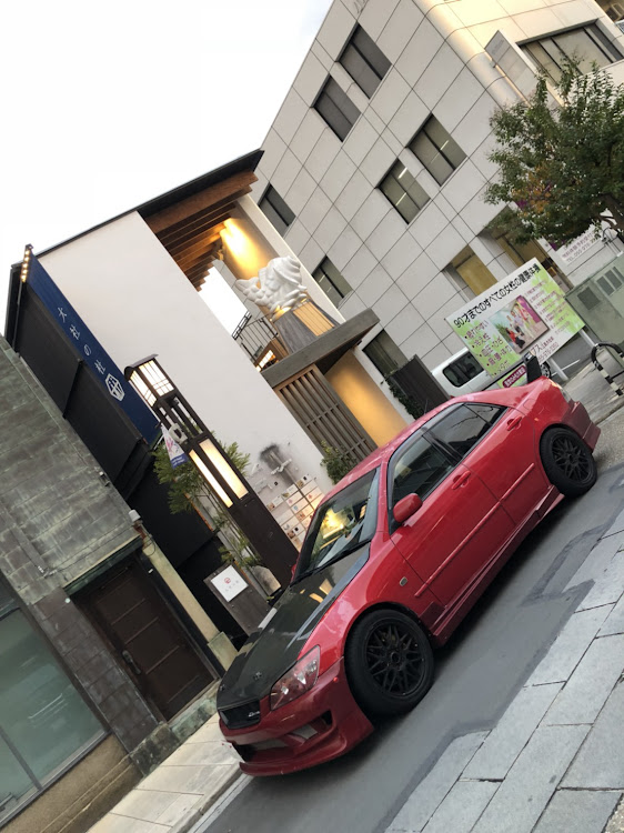 アルテッツァの三島・大社の杜に関するカスタム事例の投稿画像2枚目