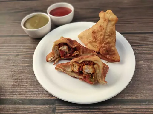 Chilli Chicken Samosa [4 Pieces]