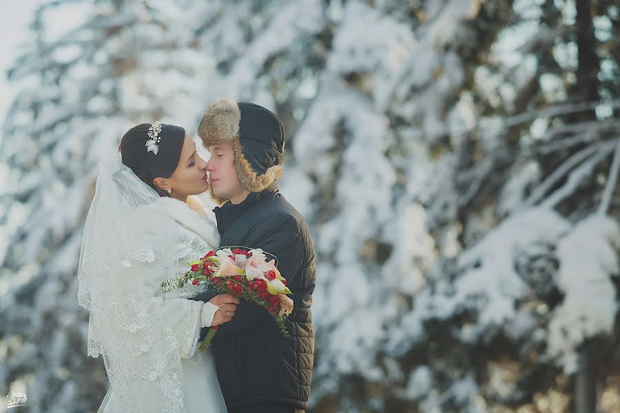 Fotografo di matrimoni Mikhail Zykov (22-19). Foto del 11 febbraio 2013