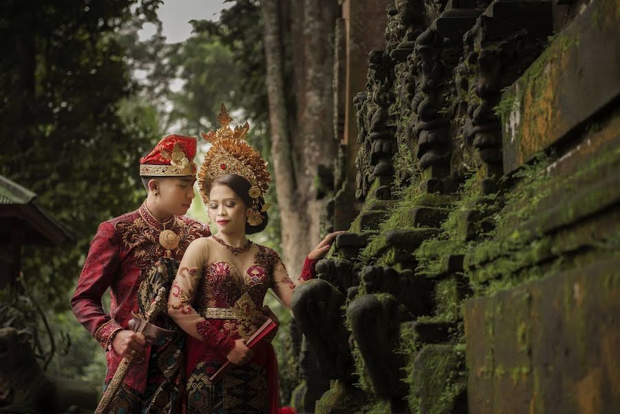 Fotógrafo de casamento Bayoe Sutha Sutha (amerthabali). Foto de 29 de maio 2020