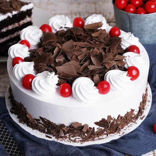 Eggless Premium Black Forest Cake