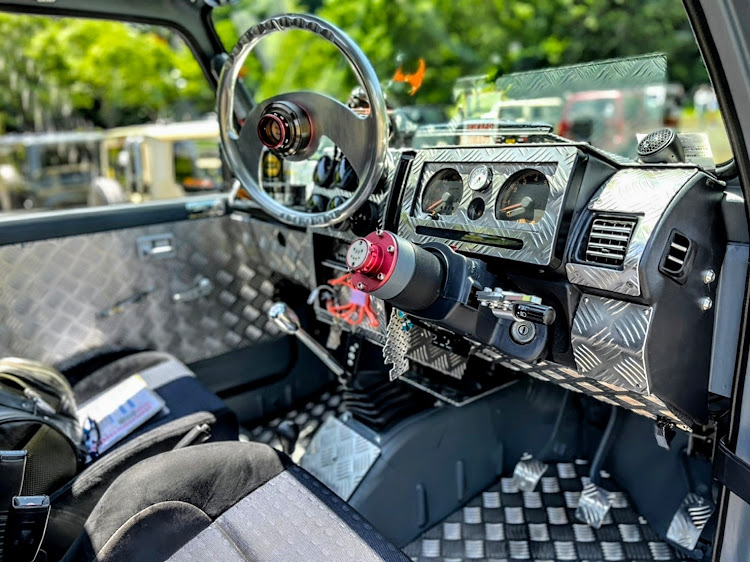 ジムニーのジムサンロス・ジムサンだけどデリカ・妻への賄賂も忘れずにに関するカスタム事例の投稿画像5枚目