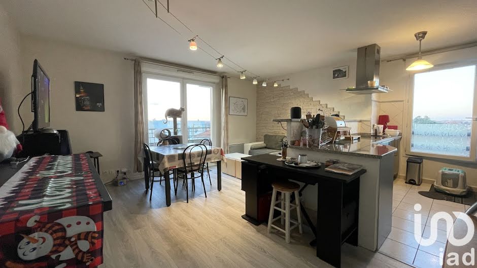 Vente appartement 3 pièces 61 m² à Combs-la-Ville (77380), 185 000 €