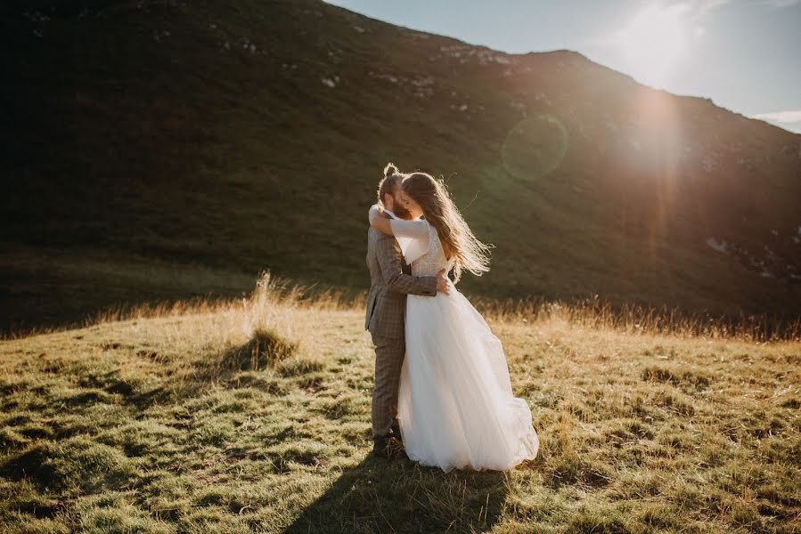 Fotografo di matrimoni Jakub Hasák (jakubhasak). Foto del 26 settembre 2020