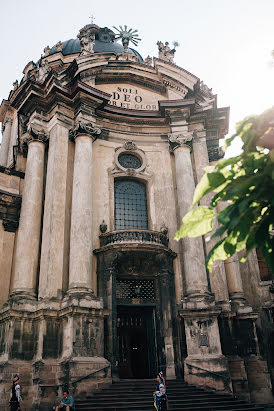 Fotógrafo de casamento Taras Noga (taraskin777). Foto de 7 de abril 2021