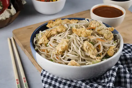 Egg Hakka Noodles