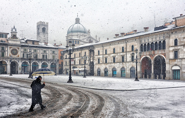 Nevicata in Piazza Loggia di Cigo