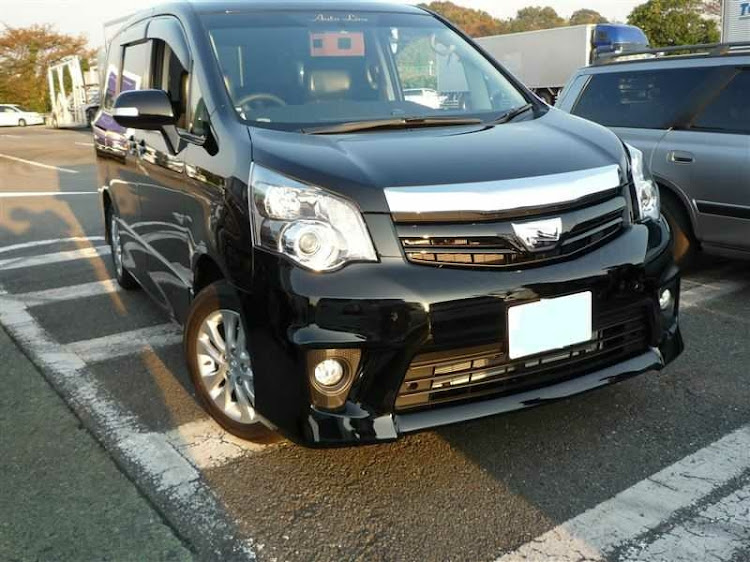 ノアの納車から現在までの愛車・長い中の一握りな気がする（笑）・ノアと共にに関するカスタム事例の投稿画像1枚目