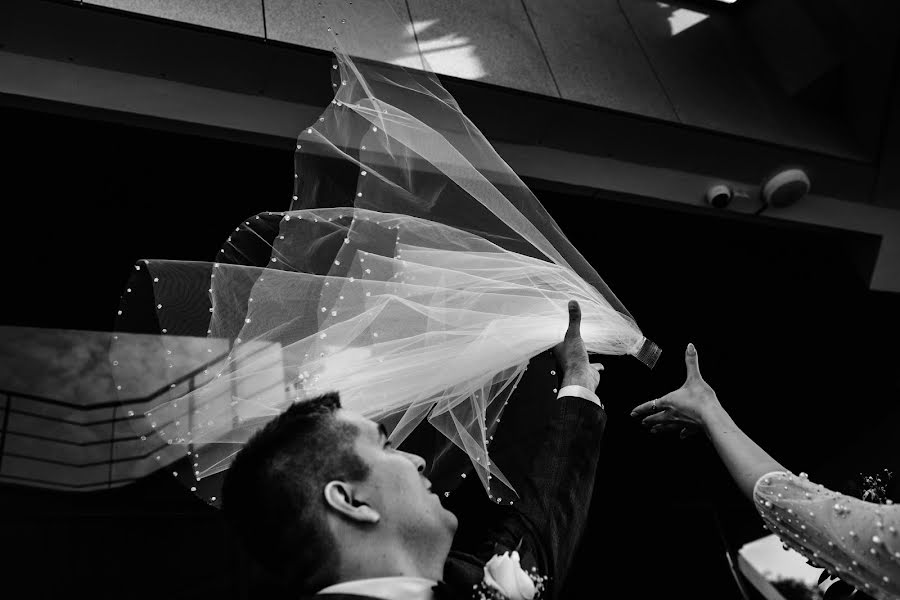 Fotógrafo de casamento Yuriy Nikolaev (nyphoto). Foto de 17 de abril 2021