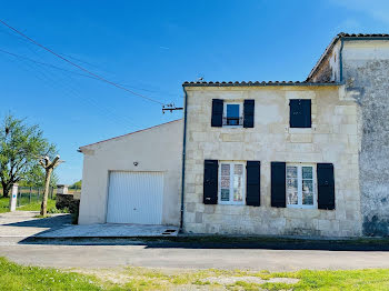 maison à Gémozac (17)