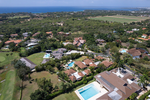 Villa avec piscine et jardin 5