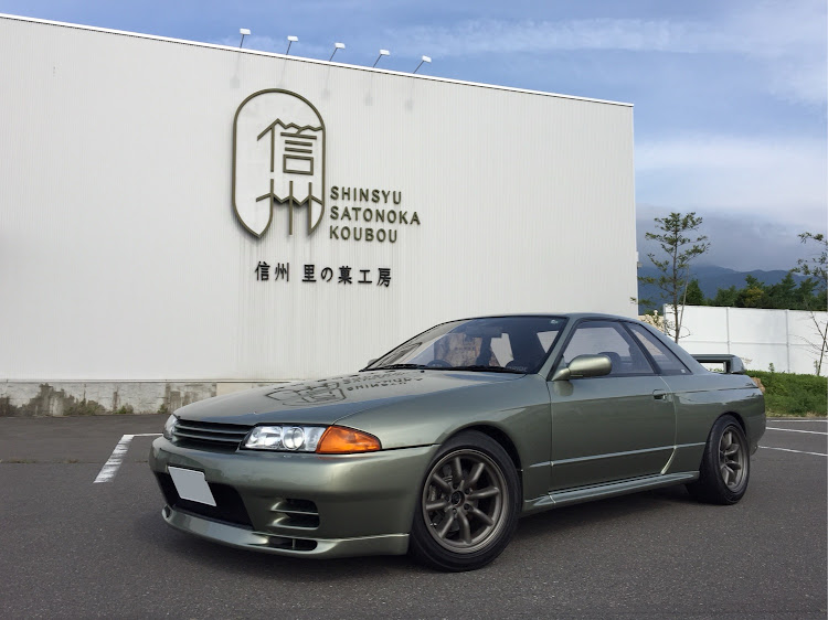 スカイライン GT-RのBNR32・信州里の菓工房に関するカスタム事例の投稿画像1枚目