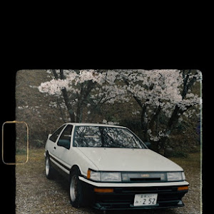 カローラレビン AE86