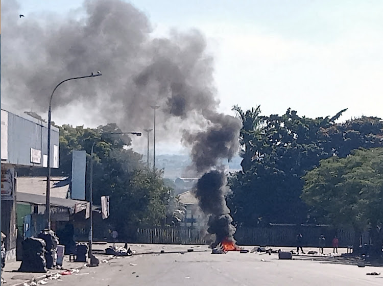 Mbombela was shutdown yesterday after protestors blocked all roads in to the city over fuel prices. The writer says it is good that the taxi industry of that area distances itself from it.