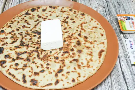 Smoked Barbeque Paneer Paratha