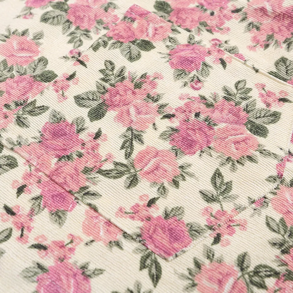 Camisa floral pequena de moda verão masculina, leve e arejada, ideal para dias quentes, design estiloso e confortável.