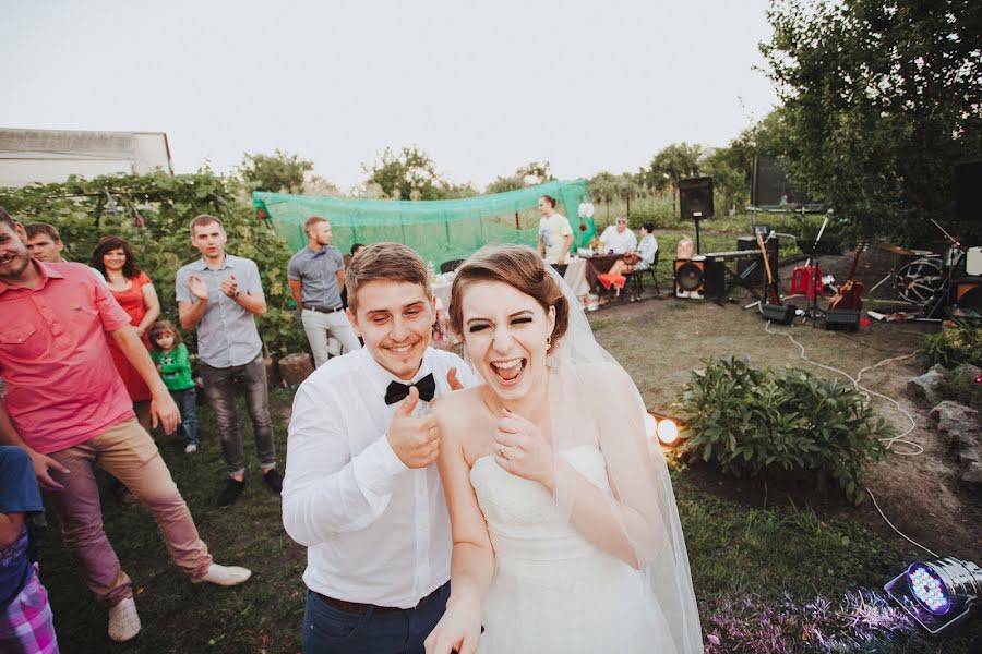 Wedding photographer Vitaliy Bendik (bendik108). Photo of 14 August 2015