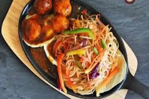 Hakka Noddle + Manchurian