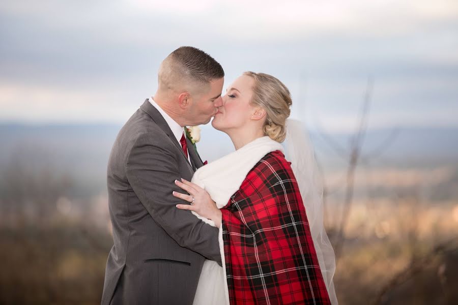 Fotografo di matrimoni Karen Geaghan (karengeaghan). Foto del 7 settembre 2019