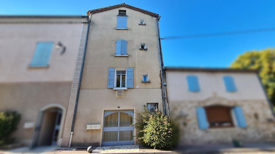 Vente maison 6 pièces 135 m² à Cruis (04230), 189 000 €