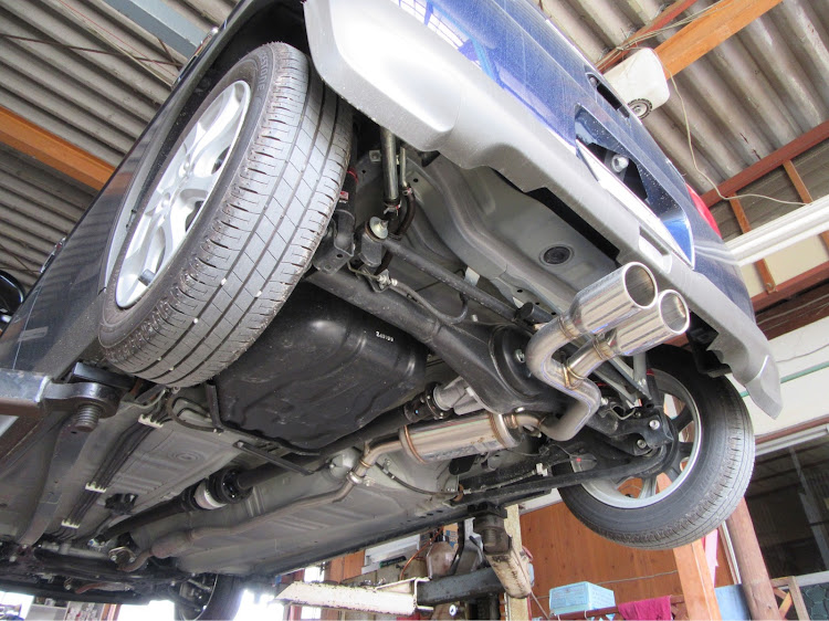 アルトラパンの毎度お馴染みの事後弄り・サラバ純正アルミ＆タイヤさん・車検通過ライン・最低地上高2cm残し・オヤジ的車高短とは...に関するカスタム事例の投稿画像6枚目