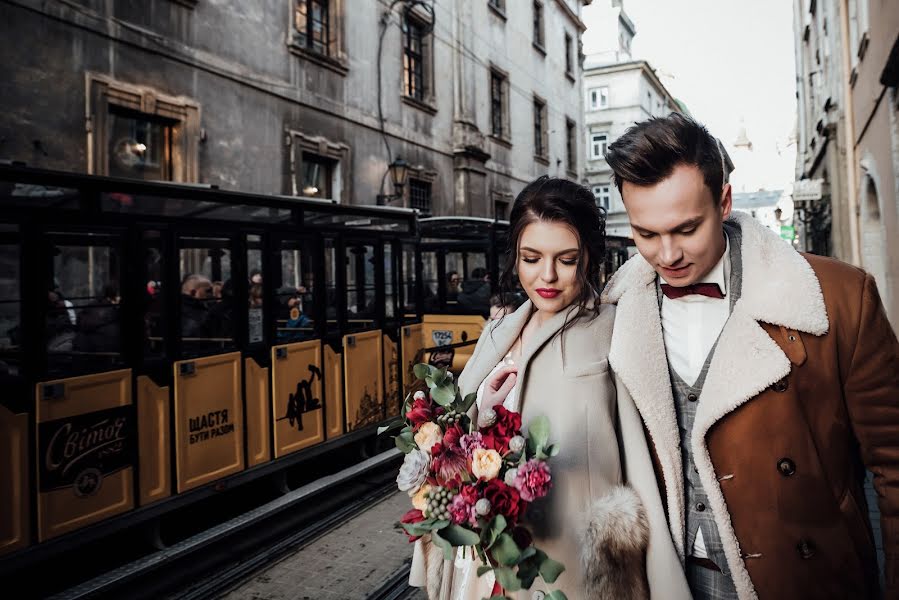 結婚式の写真家Aleksandr Apanasovich (alexapanasovich)。2019 5月11日の写真