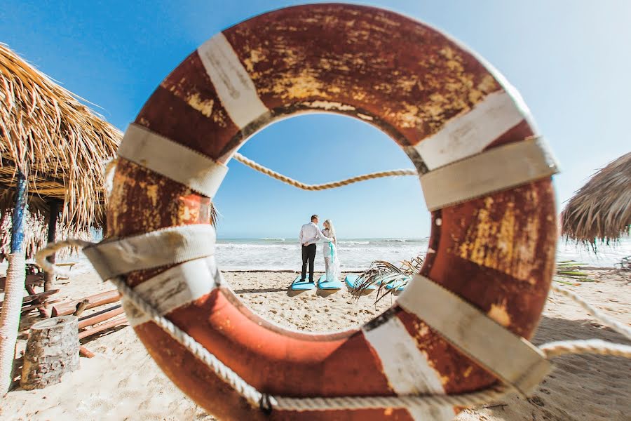 Fotógrafo de bodas Irina Kusrashvili (libra). Foto del 14 de abril 2017