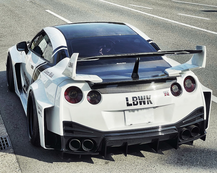 NISSAN GT-RのLibertyWalk・リバティーウォーク・R35・GT-Rに関する ...