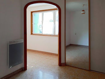 appartement à Laragne-Montéglin (05)