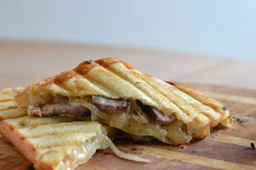 Steak &amp; Onion Panini